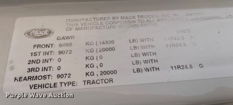 image for item DJ5127 2009 Mack CHU613  semi truck