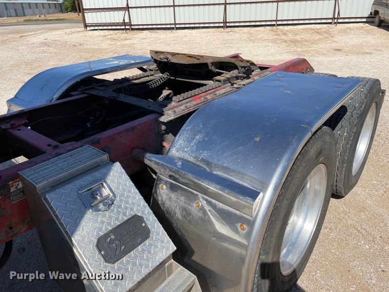 image for item DJ5182 2000 Kenworth W900  semi truck