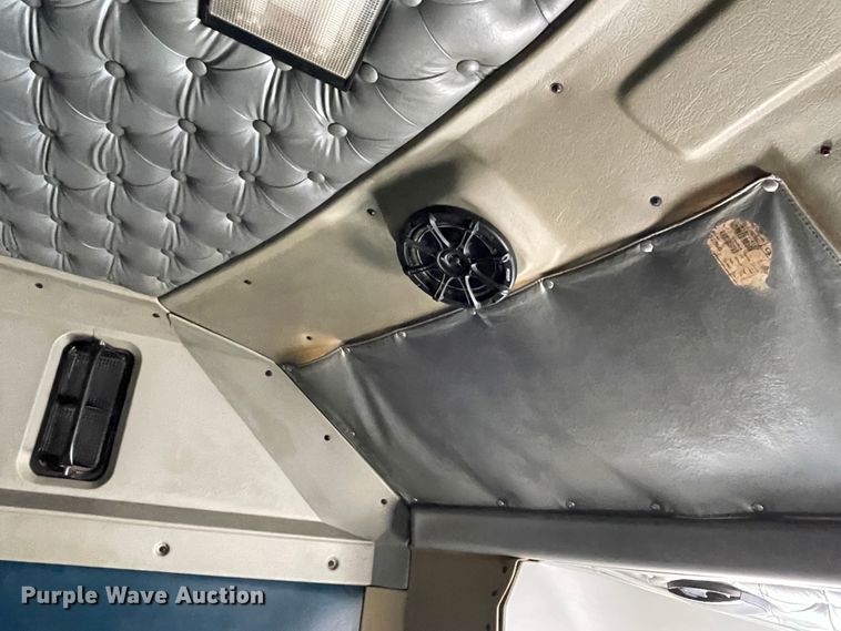 image for item DJ5182 2000 Kenworth W900  semi truck