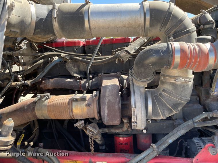 image for item DJ5182 2000 Kenworth W900  semi truck