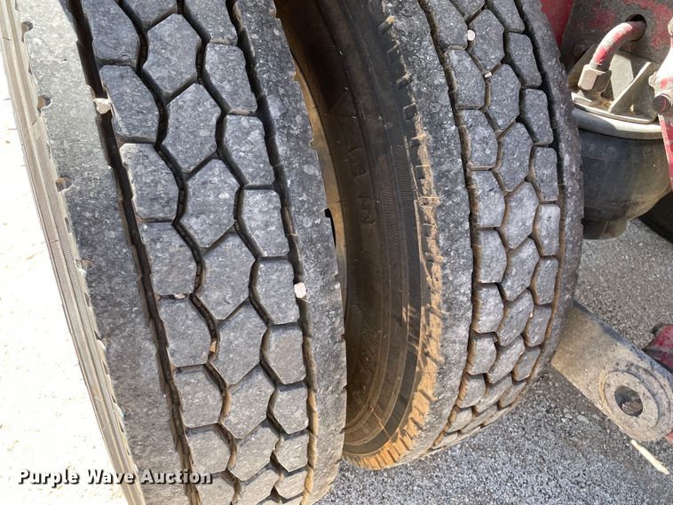 image for item DJ5182 2000 Kenworth W900  semi truck