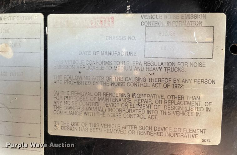 image for item DJ5182 2000 Kenworth W900  semi truck