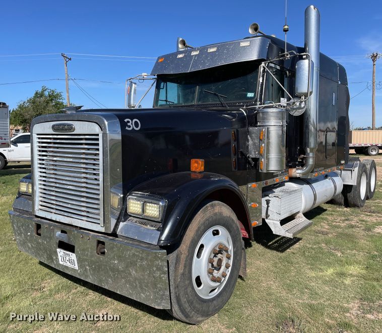 image for item DJ5190 2006 Freightliner FLD 132XL Classic  semi truck