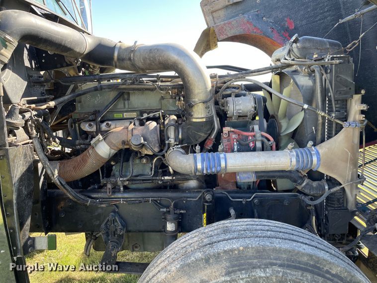 image for item DJ5190 2006 Freightliner FLD 132XL Classic  semi truck