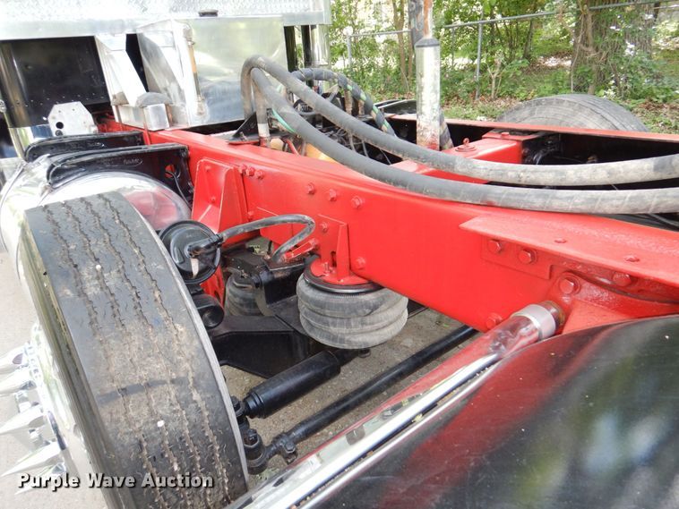 image for item DK0483 1991 Peterbilt 379  semi truck