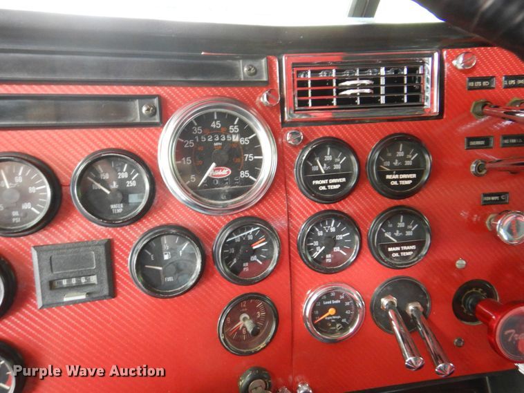 image for item DK0483 1991 Peterbilt 379  semi truck