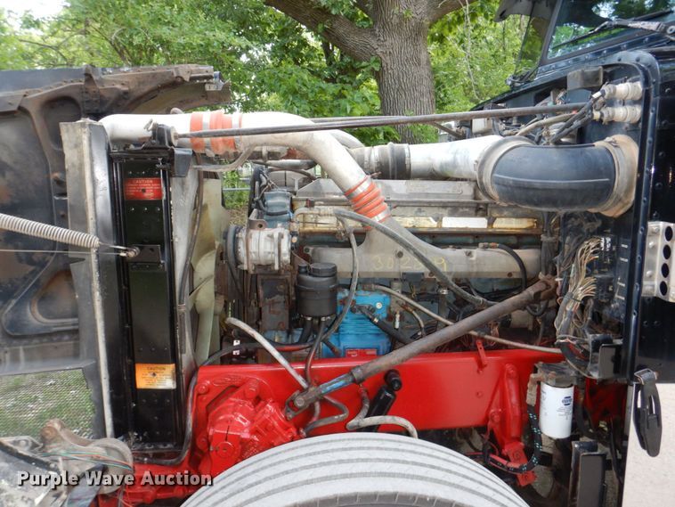 image for item DK0483 1991 Peterbilt 379  semi truck