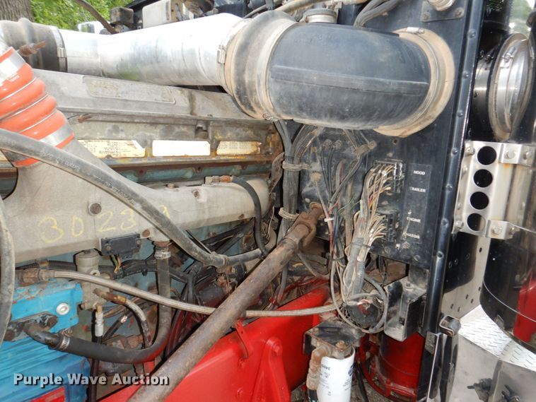 image for item DK0483 1991 Peterbilt 379  semi truck