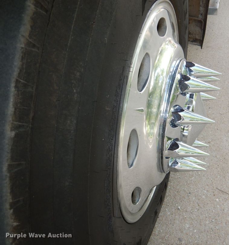 image for item DK0483 1991 Peterbilt 379  semi truck