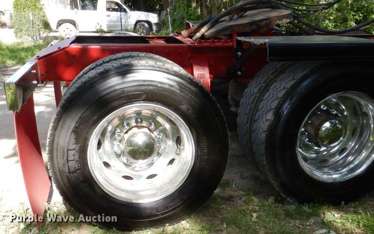 image for item DK0483 1991 Peterbilt 379  semi truck