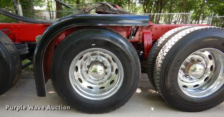 image for item DK0483 1991 Peterbilt 379  semi truck