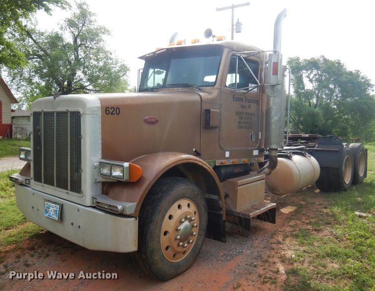 image for item DK0924 1991 Peterbilt 378  semi truck