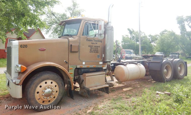 image for item DK0924 1991 Peterbilt 378  semi truck