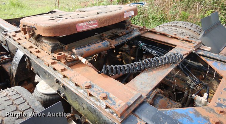 image for item DK0924 1991 Peterbilt 378  semi truck