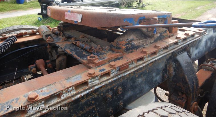 image for item DK0924 1991 Peterbilt 378  semi truck