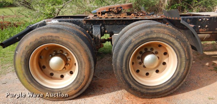 image for item DK0924 1991 Peterbilt 378  semi truck