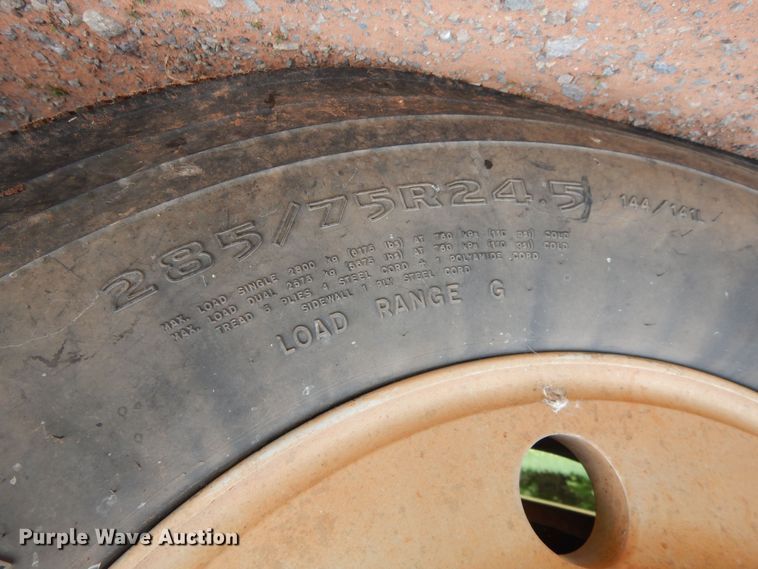 image for item DK0924 1991 Peterbilt 378  semi truck