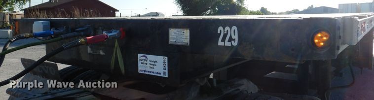 image for item DK0940 2012 Fontaine HAITX22RSA  drop deck trailer