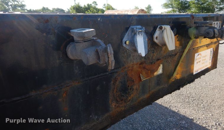 image for item DK0941 2012 Fontaine HAITX22RSA  drop deck trailer