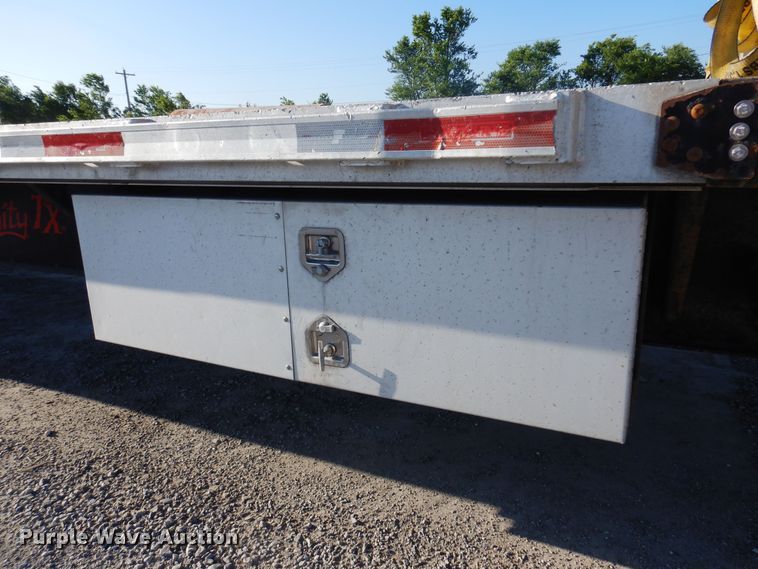 image for item DK0941 2012 Fontaine HAITX22RSA  drop deck trailer