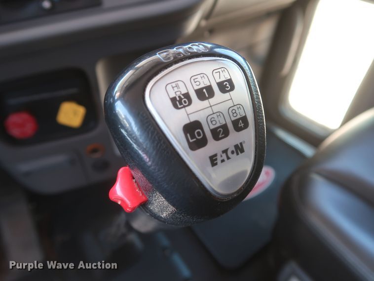 image for item DK3734 2021 Peterbilt 389  semi truck