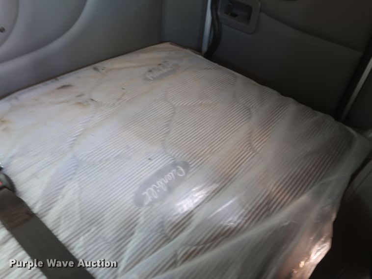 image for item DK3734 2021 Peterbilt 389  semi truck