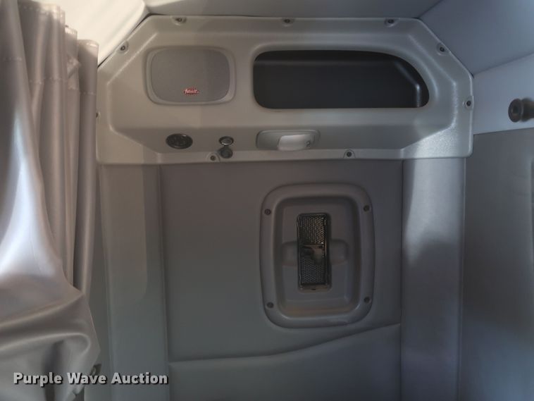 image for item DK3734 2021 Peterbilt 389  semi truck