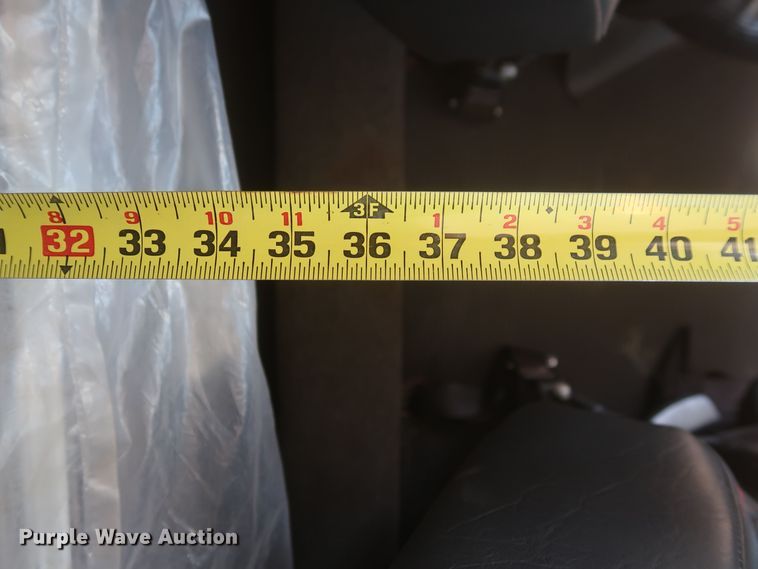 image for item DK3734 2021 Peterbilt 389  semi truck