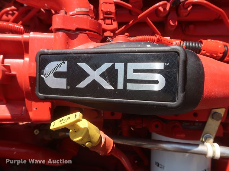 image for item DK3734 2021 Peterbilt 389  semi truck