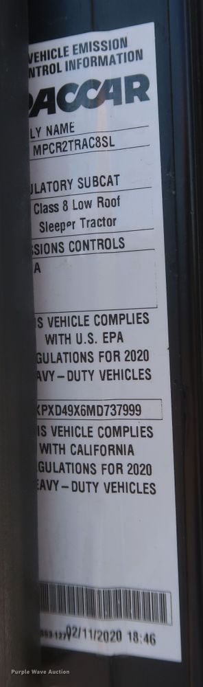 image for item DK3734 2021 Peterbilt 389  semi truck