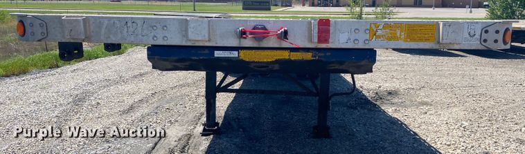 image for item DM4093 2002 Utility Trailer MFG FLBD  flatbed trailer