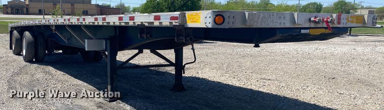image for item DM4093 2002 Utility Trailer MFG FLBD  flatbed trailer
