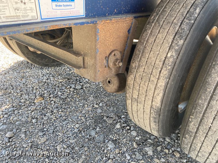 image for item DM4093 2002 Utility Trailer MFG FLBD  flatbed trailer