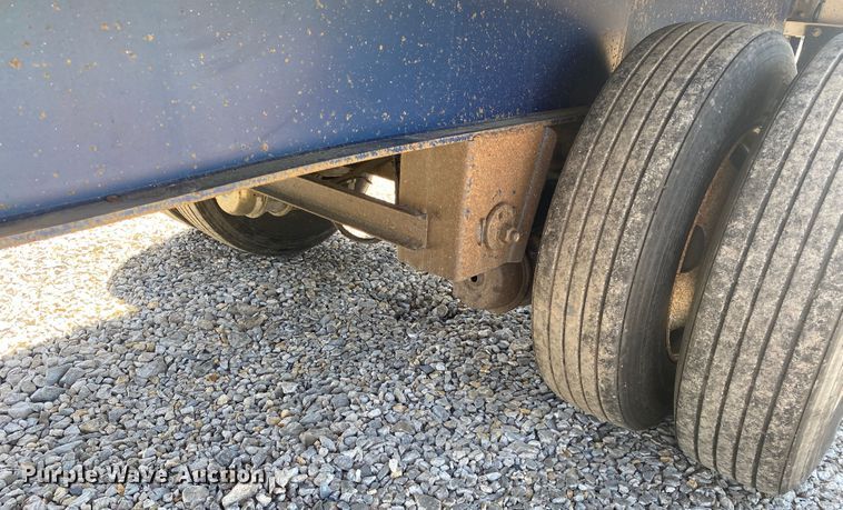 image for item DM4093 2002 Utility Trailer MFG FLBD  flatbed trailer