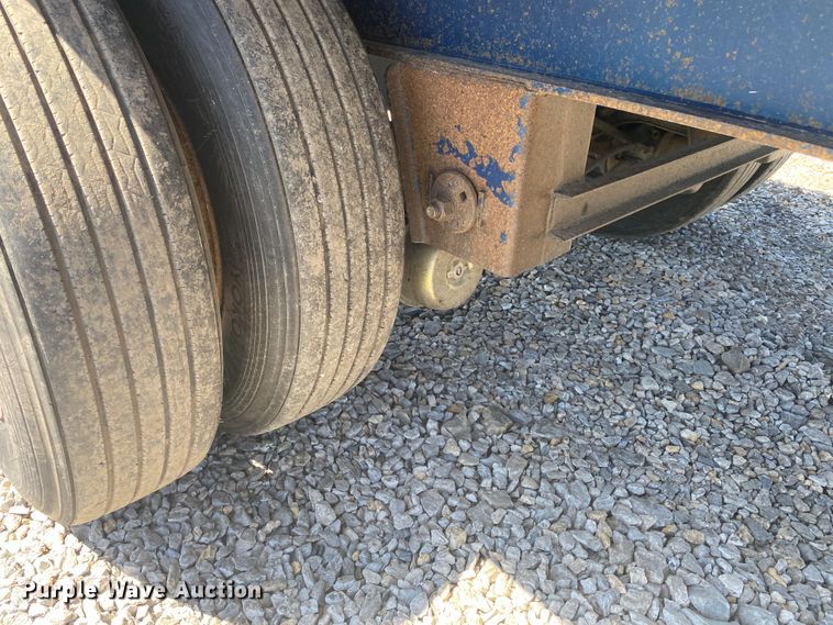 image for item DM4093 2002 Utility Trailer MFG FLBD  flatbed trailer