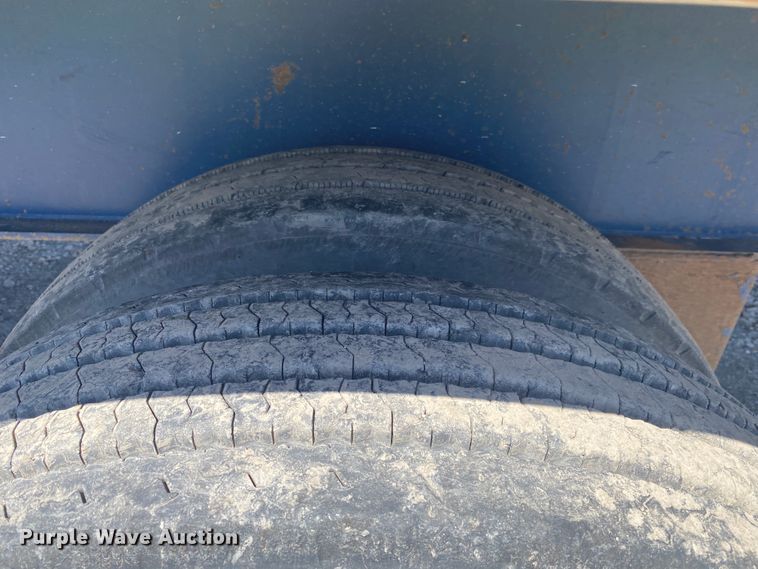 image for item DM4093 2002 Utility Trailer MFG FLBD  flatbed trailer