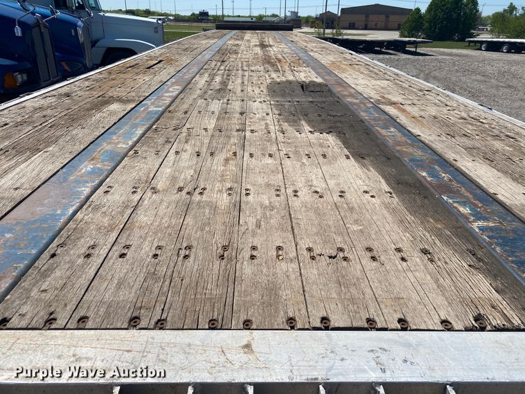 image for item DM4094 2003 Utility Trailer MFG FLBD flatbed trailer