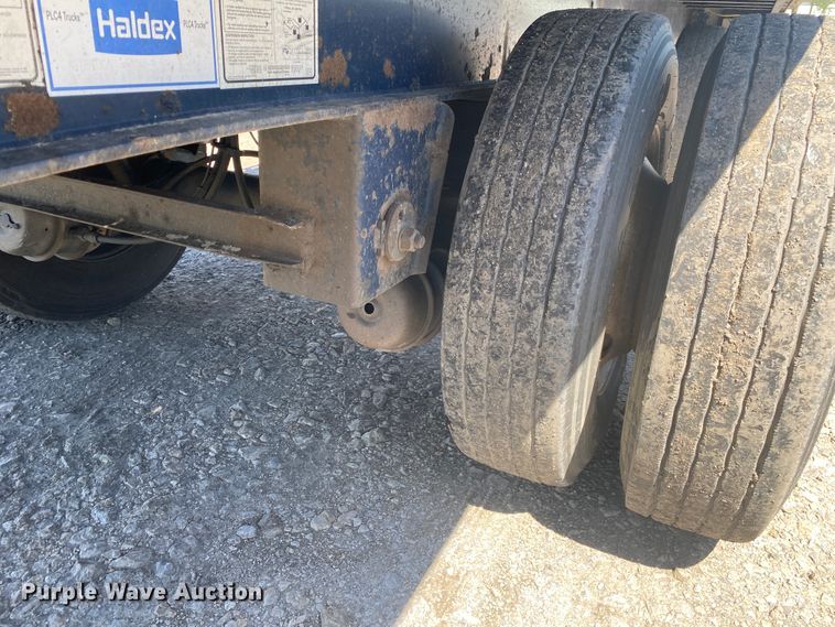 image for item DM4094 2003 Utility Trailer MFG FLBD flatbed trailer