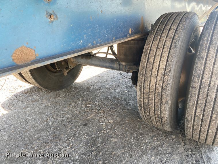 image for item DM4094 2003 Utility Trailer MFG FLBD flatbed trailer