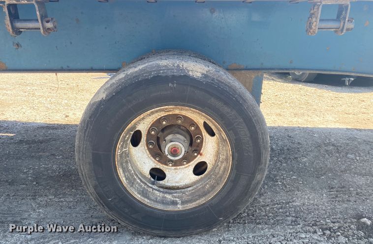 image for item DM4094 2003 Utility Trailer MFG FLBD flatbed trailer