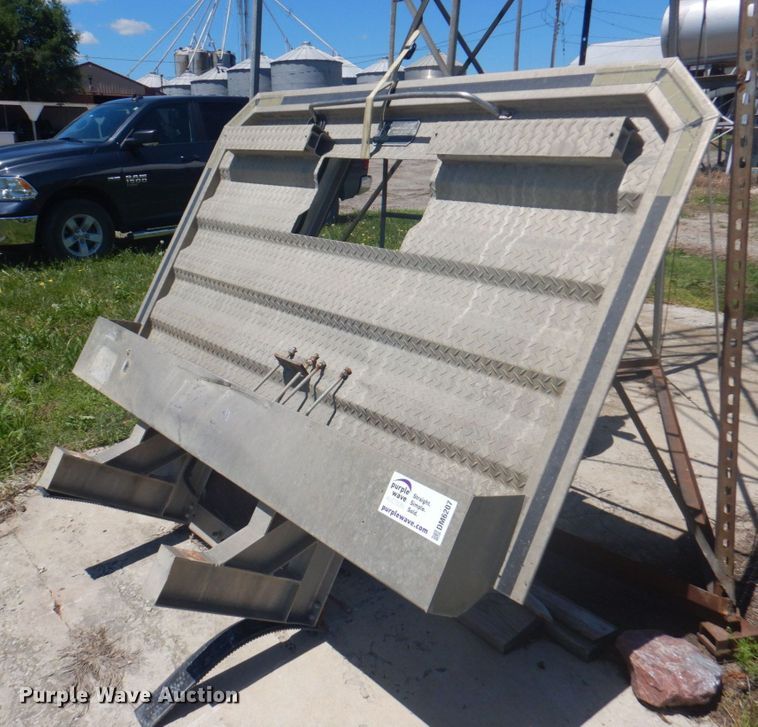 image for item DM6207 Sturdy-Lite  headache rack