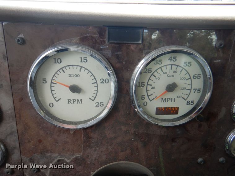 image for item DP4165 2007 International 5900i  semi truck