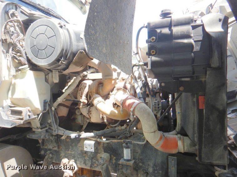 image for item DP4165 2007 International 5900i  semi truck