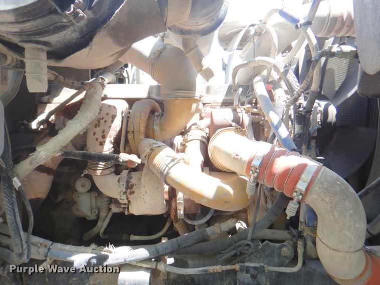 image for item DP4165 2007 International 5900i  semi truck