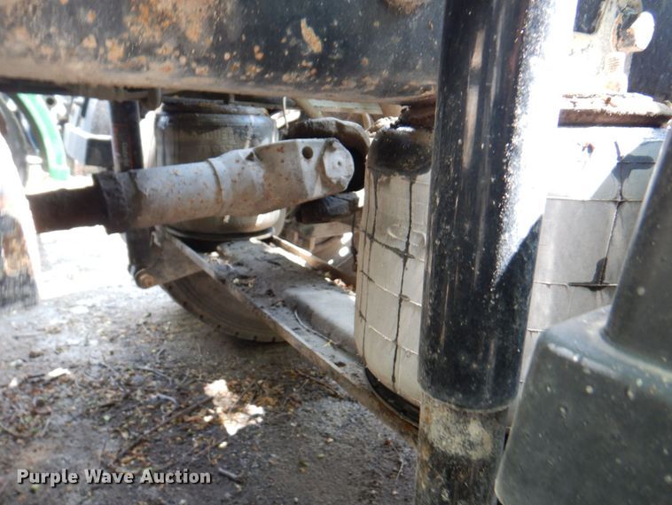 image for item DP4165 2007 International 5900i  semi truck