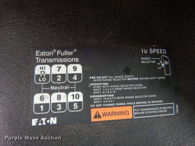 image for item DP4210 2008 International 7600  flatbed truck