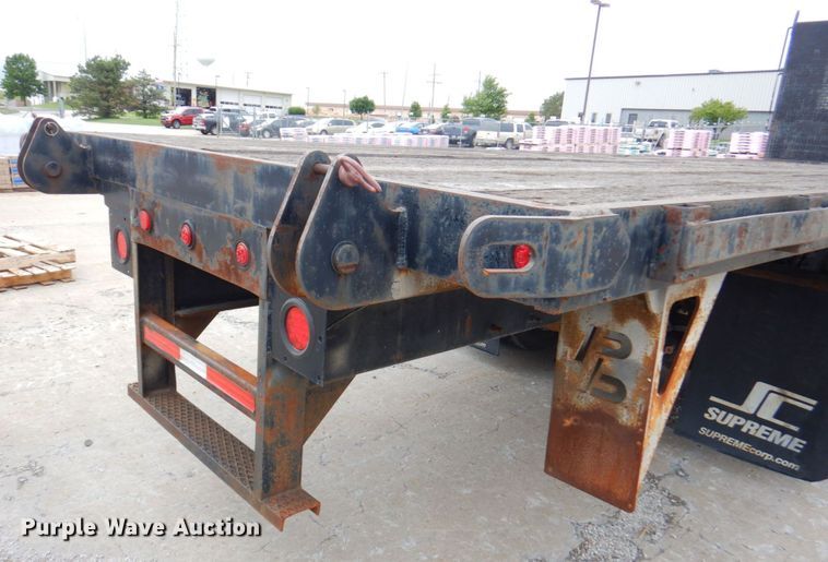 image for item DP4210 2008 International 7600  flatbed truck