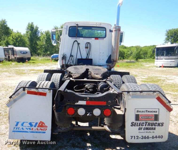 image for item DP4216 1994 Ford Aeromax L9000  semi truck