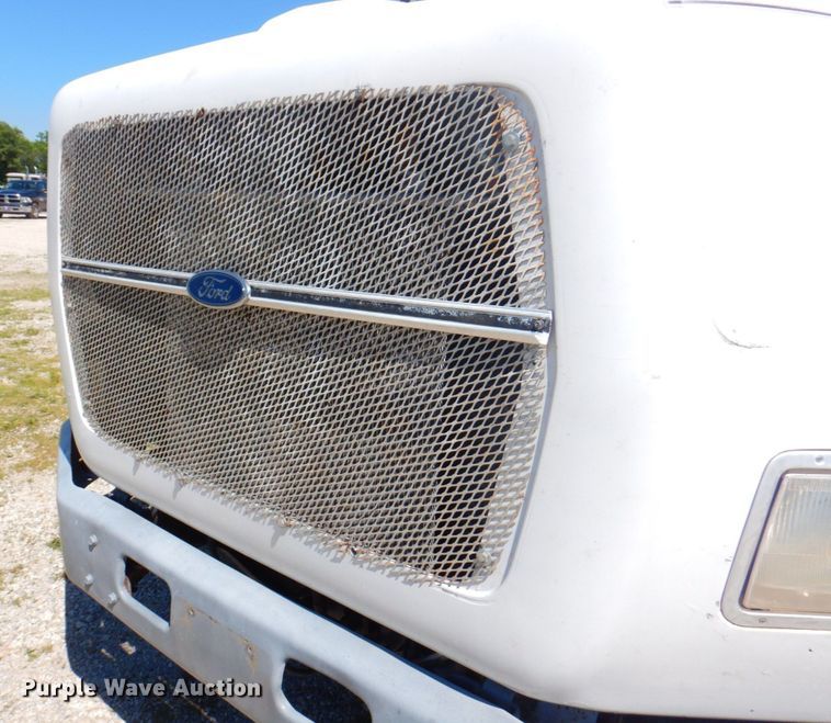 image for item DP4216 1994 Ford Aeromax L9000  semi truck