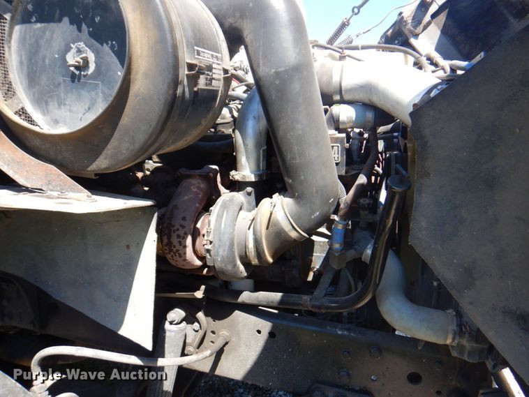 image for item DP4216 1994 Ford Aeromax L9000  semi truck